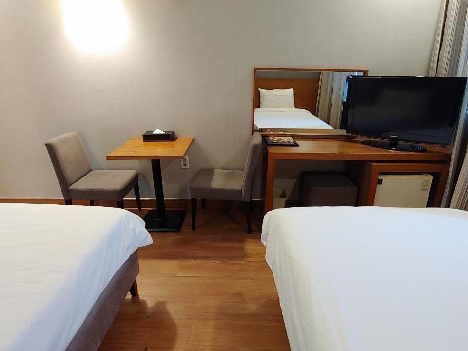 Dawn Beach Hotel بوسان المظهر الخارجي الصورة