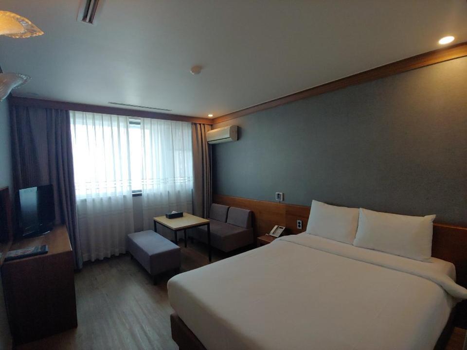 Dawn Beach Hotel بوسان المظهر الخارجي الصورة